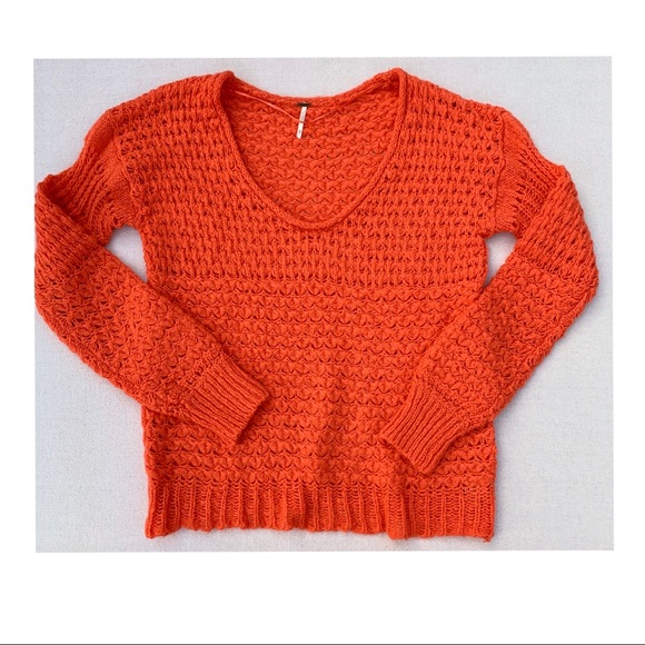 FREE PEOPLE Crashing Waves Oversized Sweater Tangerine - Picture 5 of 11